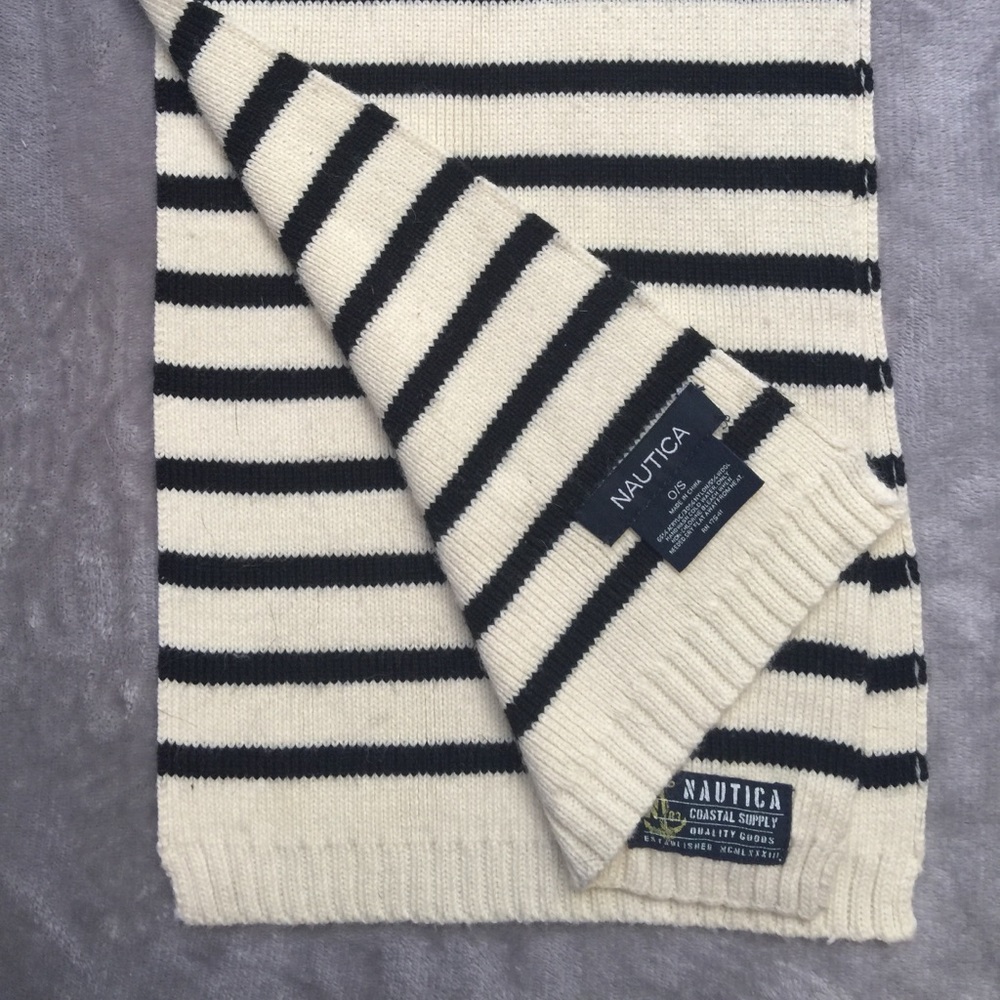 Nautica scarf striped